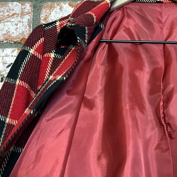 Red and black plaid coat - Picture 3 of 5